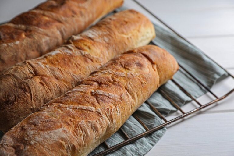 Pains ciabatta maison.