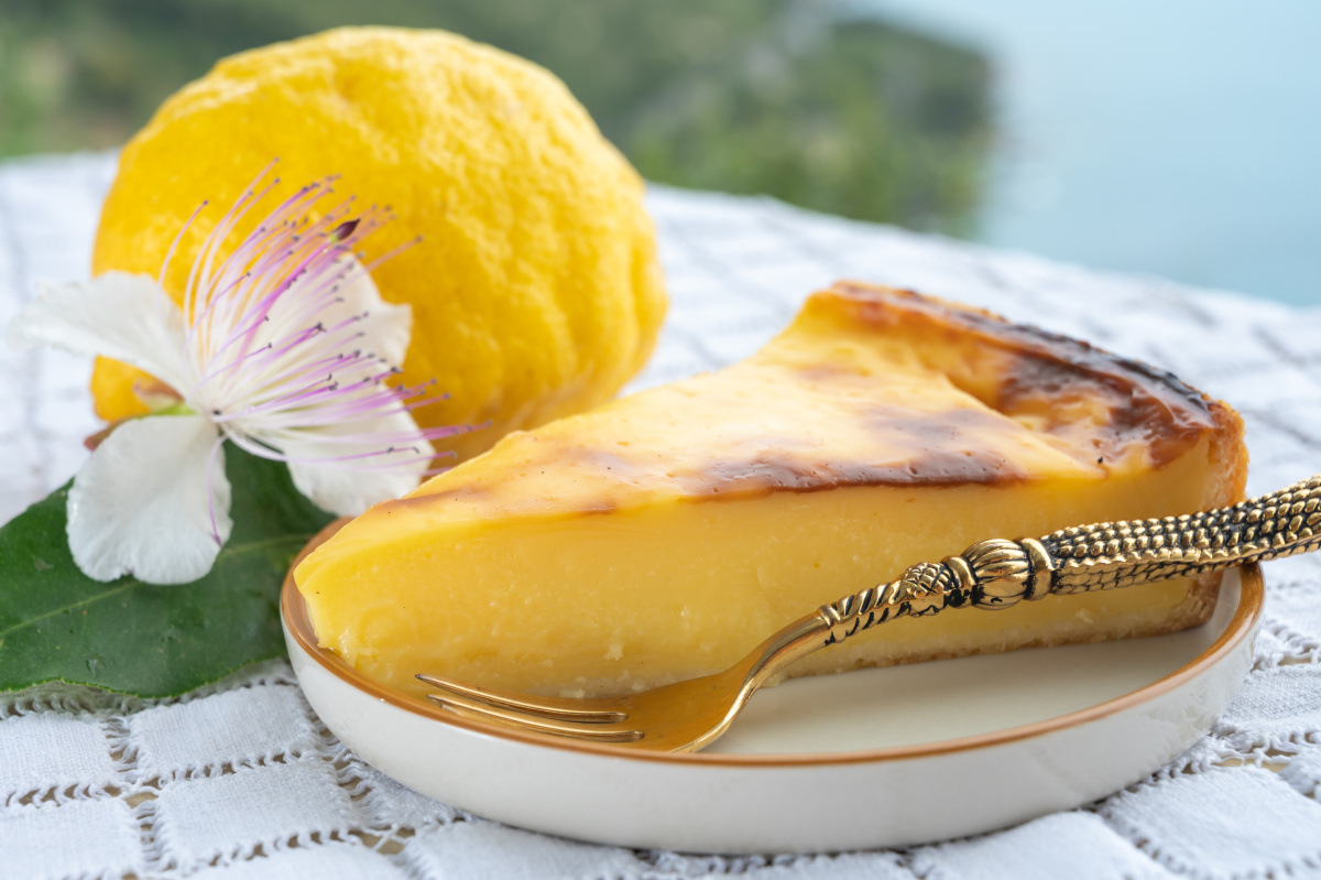 Part de flan au citron.