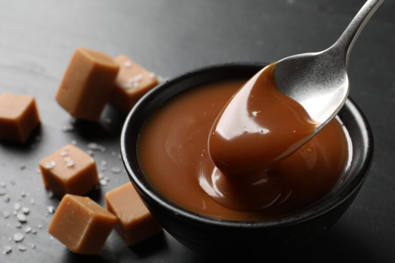 Sauce caramel au beurre.