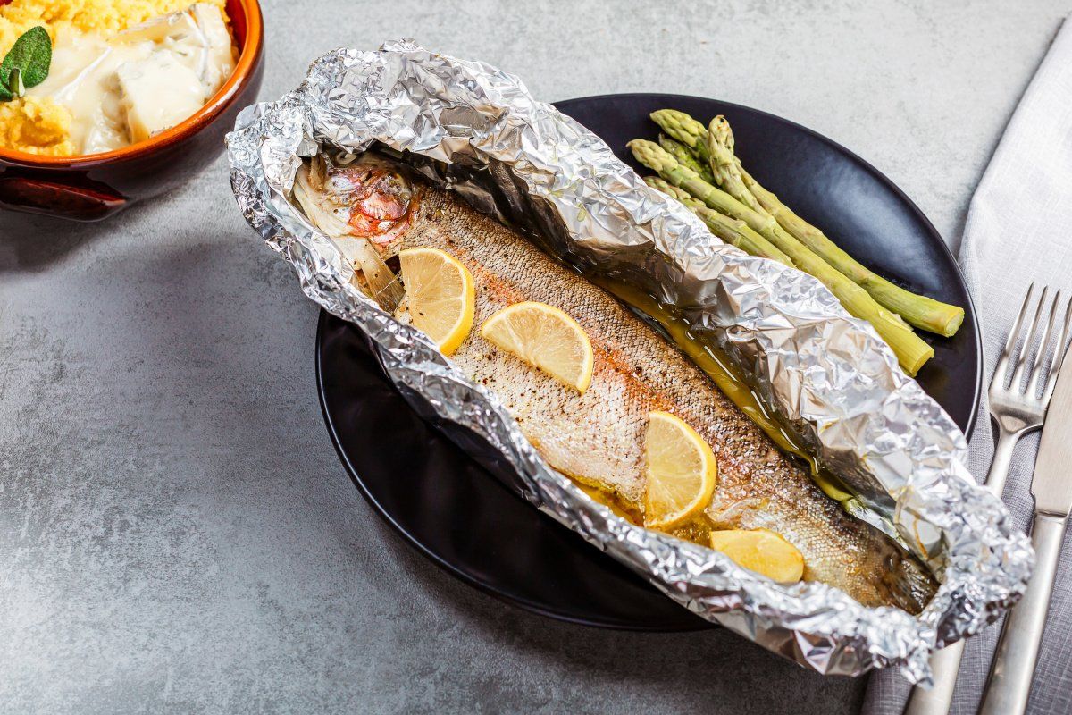 Truite saumonée en papillote.